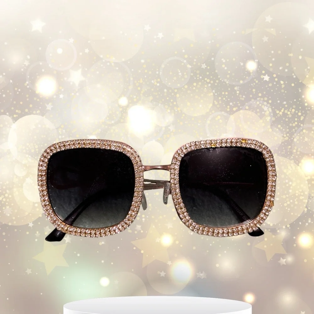 Square Oversized Sunglasses with Diamond Stud Decorated Lens Women's Black/Gold